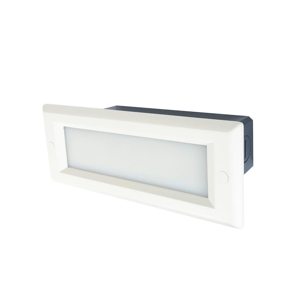 Brick Die-Cast LED Step Light w/ Frosted Lens Face Plate, 146lm / 4.6W, 3000K, White Finish