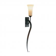  204526-SKT-20-GG0068 - Sweeping Taper Sconce